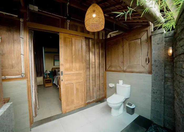 Kubu Sakian And Restaurant Orman Evi *
